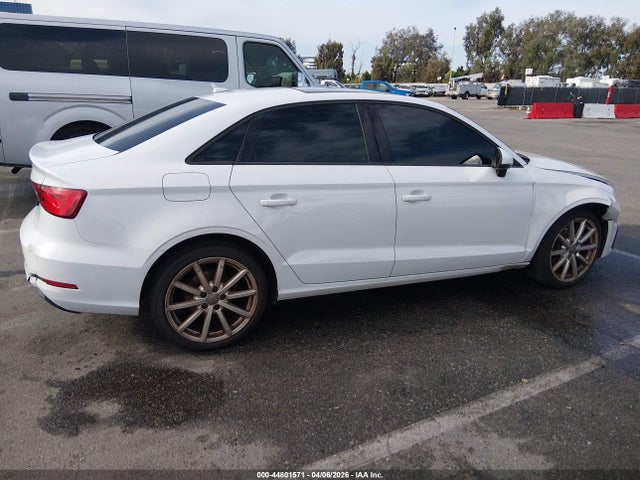 Audi A3 1.8t Premium 2015 WAUACGFF5F1143784 Image 4
