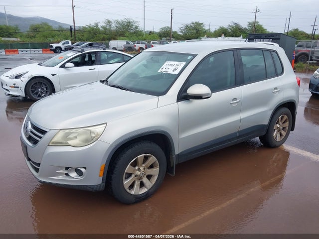 44801587 :رقم المزاد ، WVGAV7AXXAW525961 vin ، 2010 Volkswagen Tiguan S مزاد بيع