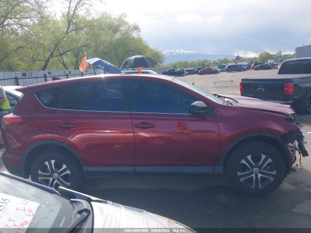 Toyota RAV4 LE 2018 2T3BFREVXJW842678 Image 14