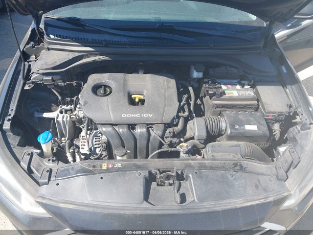2017 HYUNDAI ELANTRA KMHD84LF3HU248132 Photo 9
