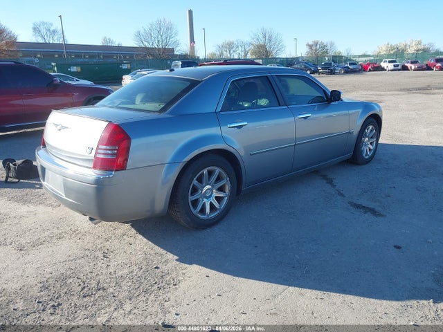 Продажа на аукционе авто 2006 Chrysler 300c, vin: 2C3KA63H86H498497, номер лота: 44801623