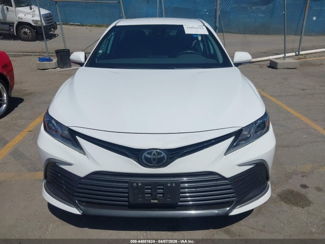 4T1R11AK1NU688015 Toyota CAMRY LE