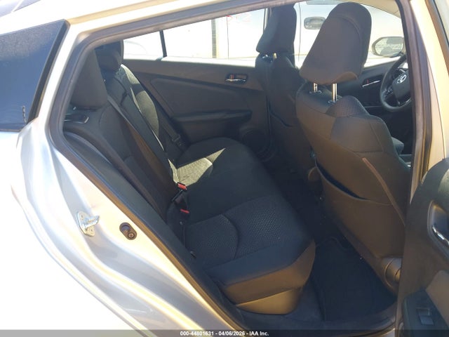 JTDKAMFUXM3138365 Toyota Prius Le