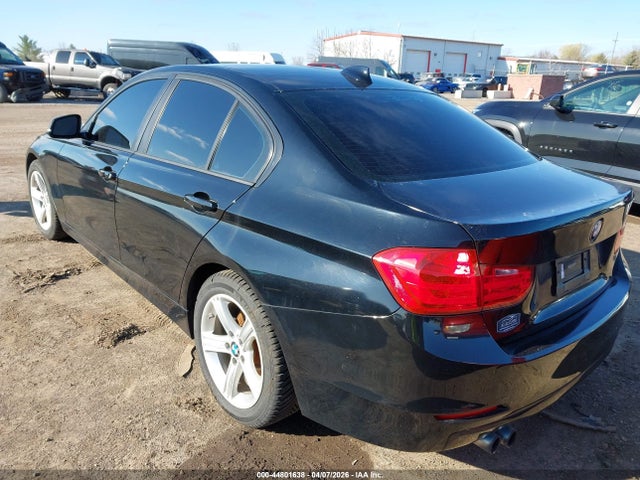 2013 Bmw 328i მანქანა იყიდება აუქციონზე, vin: WBA3A5C55DJ462761, აუქციონის ნომერი: 44801638