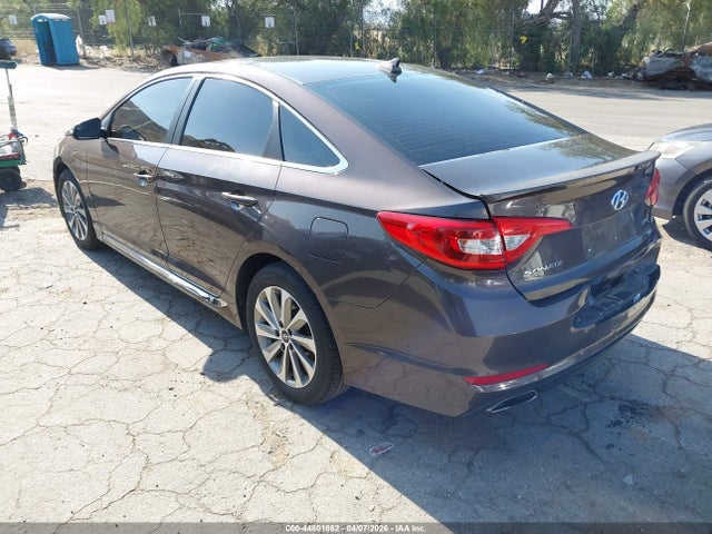 Hyundai Sonata Sport 2016 5NPE34AF8GH403759 Image 3
