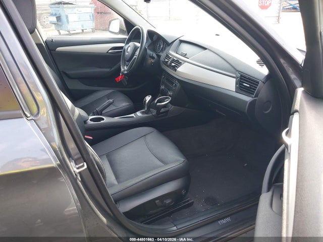 Продажа на аукционе авто 2015 Bmw X1 Xdrive28i, vin: WBAVL1C56FVY24975, номер лота: 44801663