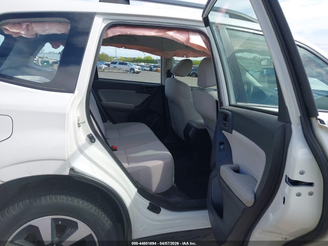 44801694 :رقم المزاد ، JF2SJABC5HH493126 vin ، 2017 Subaru Forester 2.5i مزاد بيع
