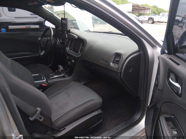 44801706 :رقم المزاد ، 2C3CDXHG5HH559261 vin ، 2017 Dodge Charger Sxt Rwd مزاد بيع