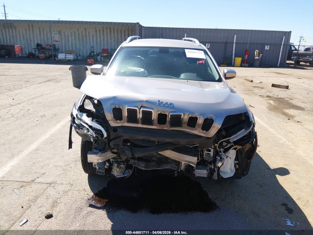 44801711 :رقم المزاد ، 1C4PJLCB4LD500735 vin ، 2020 Jeep Cherokee Latitude Fwd مزاد بيع