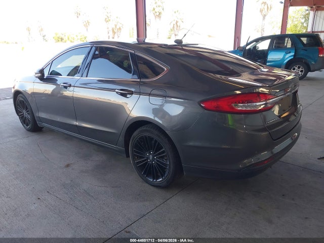 3FA6P0HDXJR277727 Ford FUSION SE