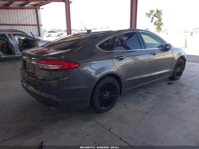 3FA6P0HDXJR277727 Ford FUSION SE