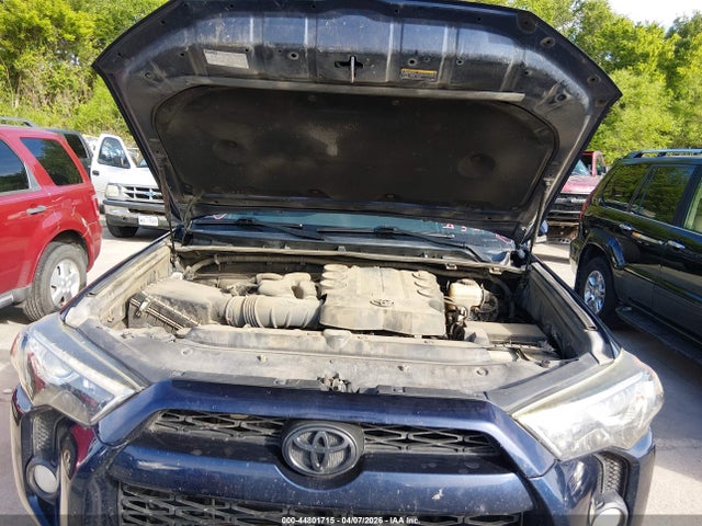 Toyota 4runner Trd Off Road Premium 2018 JTEBU5JR6J5592575 Image 10