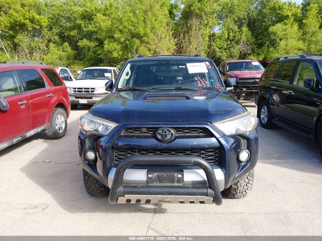 Toyota 4runner Trd Off Road Premium 2018 JTEBU5JR6J5592575 Image 12