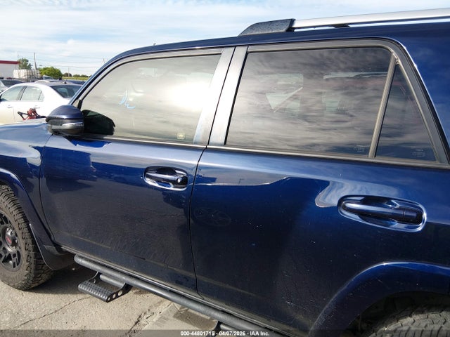 Toyota 4runner Trd Off Road Premium 2018 JTEBU5JR6J5592575 Image 14