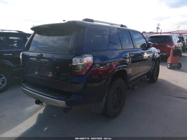 Toyota 4runner Trd Off Road Premium 2018 JTEBU5JR6J5592575 Image 4