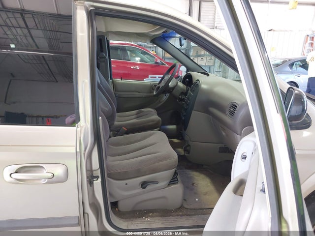 2002 Dodge Grand Caravan El მანქანა იყიდება აუქციონზე, vin: 1B4GP34322B560221, აუქციონის ნომერი: 44801725