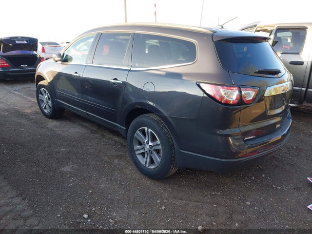 2015 CHEVROLET TRAVERSE 1GNKRGKD6FJ390135 Photo 2