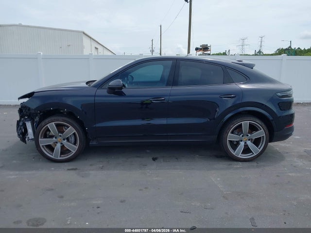 Porsche Cayenne Coupe 2021 WP1BA2AY4MDA40794 Image 14