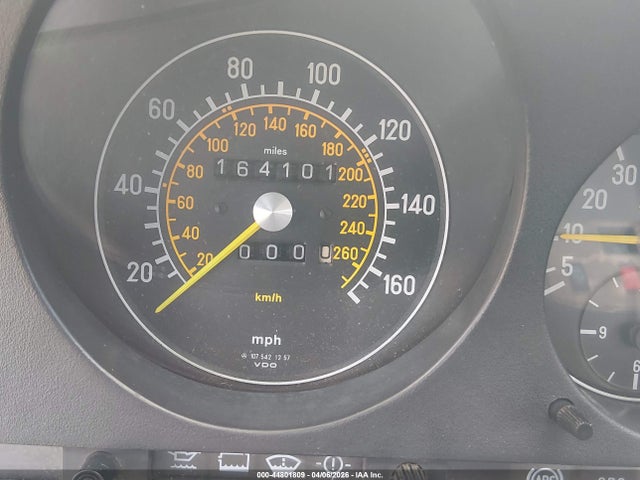 44801809 :رقم المزاد ، WDBBA48D2KA096388 vin ، 1989 Mercedes-benz 560 Sl مزاد بيع
