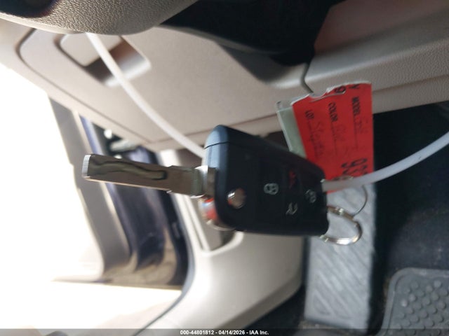 Продажа на аукционе авто 2018 Volkswagen Golf Sportwagen Tsi S/tsi Se, vin: 3VWD17AU7JM756008, номер лота: 44801812