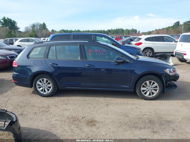 Продажа на аукционе авто 2018 Volkswagen Golf Sportwagen Tsi S/tsi Se, vin: 3VWD17AU7JM756008, номер лота: 44801812