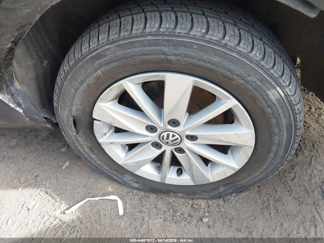 Продажа на аукционе авто 2018 Volkswagen Golf Sportwagen Tsi S/tsi Se, vin: 3VWD17AU7JM756008, номер лота: 44801812