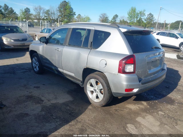 44801838 :رقم المزاد ، 1C4NJDBB1GD566695 vin ، 2016 Jeep Compass Sport مزاد بيع