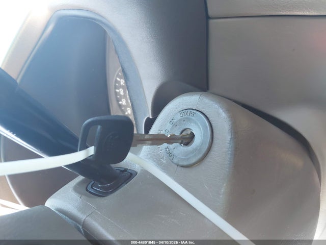 2002 TOYOTA COROLLA 2T1BR12E92C544339 Photo 10