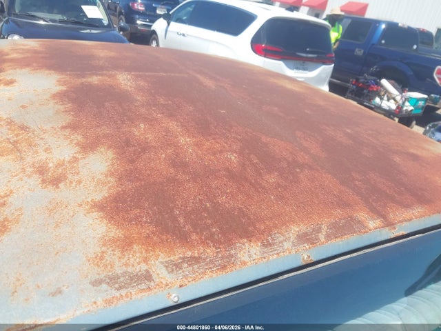 1985 Oldsmobile Cutlass Supreme მანქანა იყიდება აუქციონზე, vin: 1G3GR69A2FR390381, აუქციონის ნომერი: 44801860