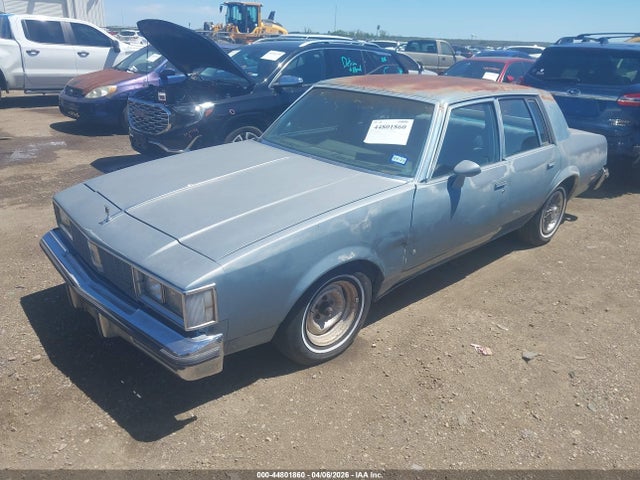1985 Oldsmobile Cutlass Supreme მანქანა იყიდება აუქციონზე, vin: 1G3GR69A2FR390381, აუქციონის ნომერი: 44801860