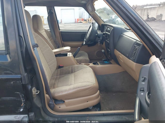 1999 Jeep Cherokee Classic/sport მანქანა იყიდება აუქციონზე, vin: 1J4FF68S4XL649630, აუქციონის ნომერი: 44801889