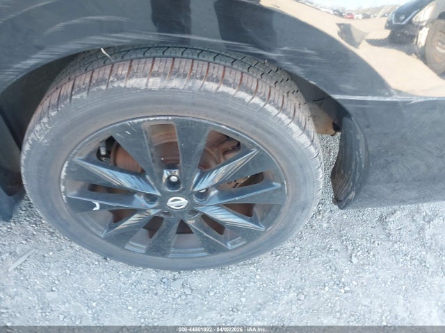Продажа на аукционе авто 2017 Nissan Sentra Sr Turbo, vin: 3N1CB7AP0HY268336, номер лота: 44801892