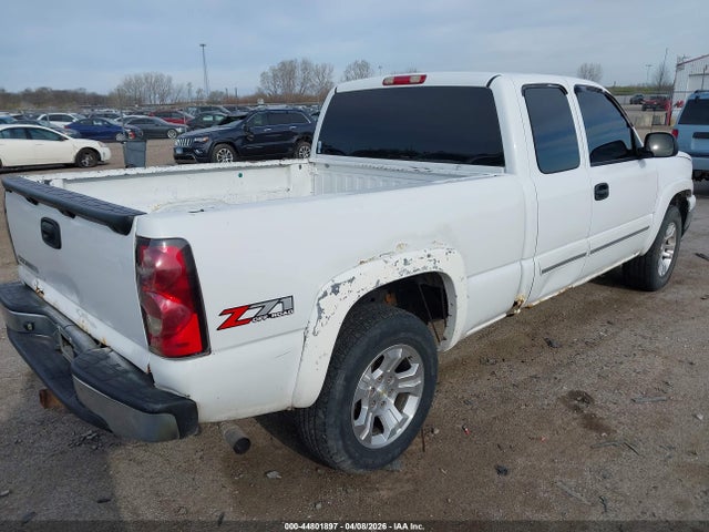 2006 CHEVROLET SILVERADO 1500 1GCEK19Z16Z118327 Photo 3