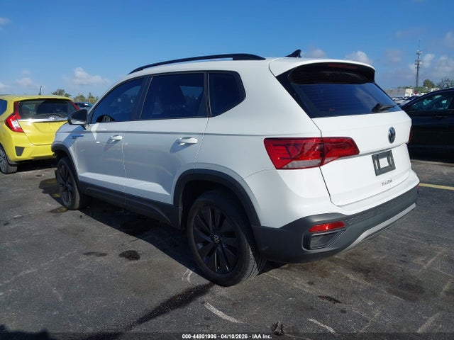 Продаж на аукціоні авто 2022 Volkswagen Taos 1.5t S, vin: 3VVCX7B26NM098263, номер лоту: 44801906