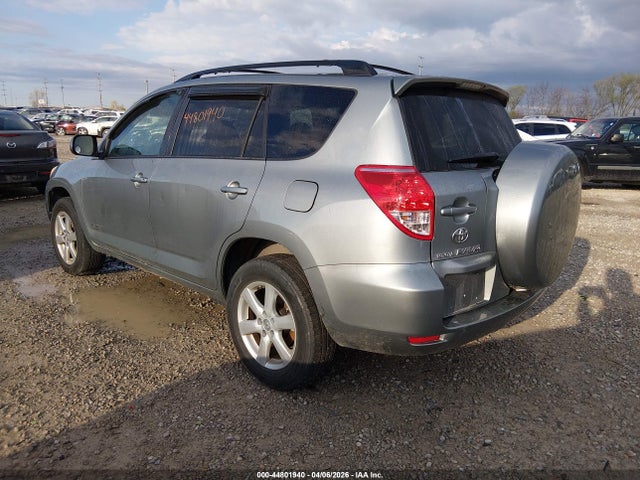 2006 TOYOTA RAV4 JTMBD31V566016189 Photo 2