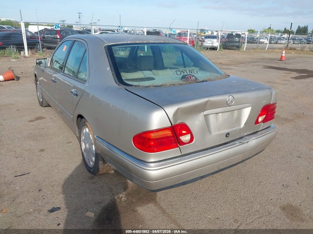 Aukcja sprzedaży 1998 Mercedes-benz E 320, vin: WDBJF65F9WA505393, numer aukcji: 44801982