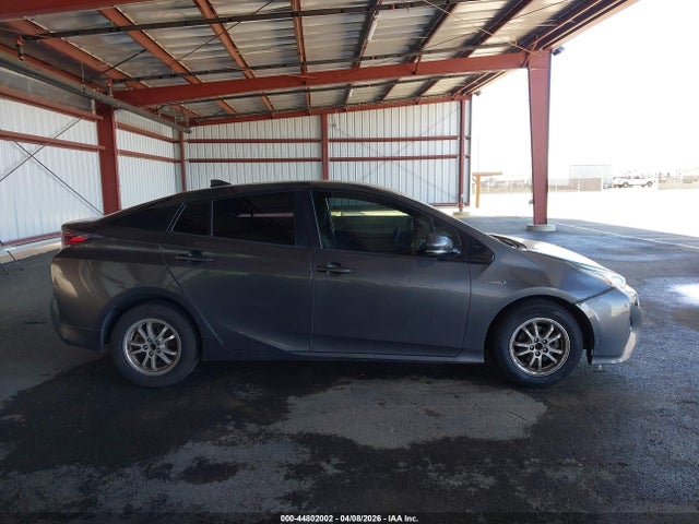 JTDKARFU9H3031164 Toyota Prius Two Eco