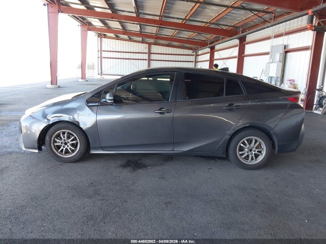 JTDKARFU9H3031164 Toyota Prius Two Eco