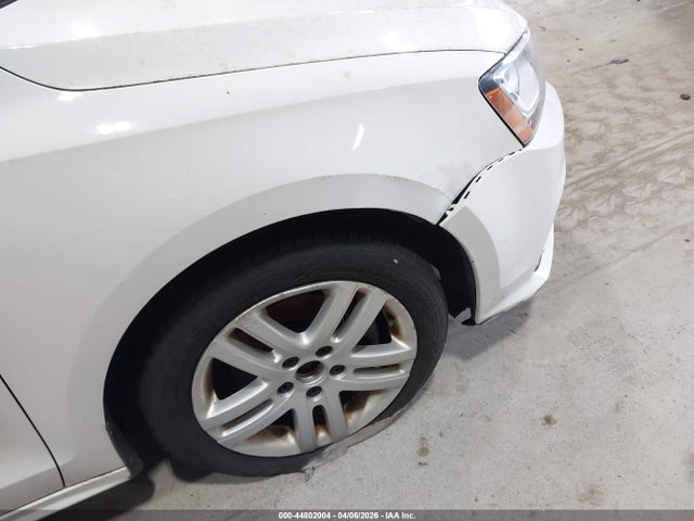 44802004 :رقم المزاد ، 3VW2B7AJ0HM218741 vin ، 2017 Volkswagen Jetta 1.4t S مزاد بيع