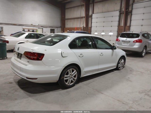 2017 VOLKSWAGEN JETTA 3VW2B7AJ0HM218741 Photo 3