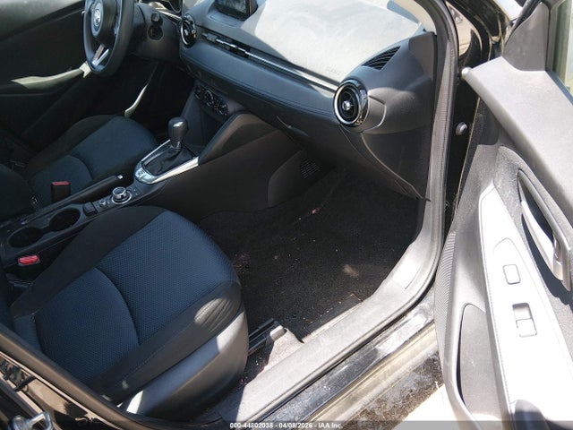 Продаж на аукціоні авто 2019 Toyota Yaris Le, vin: 3MYDLBYV1KY518486, номер лоту: 44802038