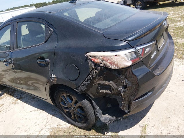 Продаж на аукціоні авто 2019 Toyota Yaris Le, vin: 3MYDLBYV1KY518486, номер лоту: 44802038