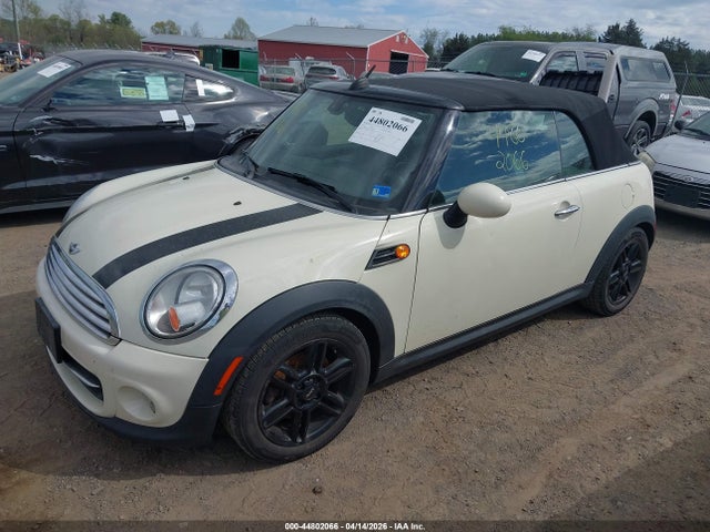 2013 MINI CONVERTIBLE WMWZN3C51DT265951 Photo 1