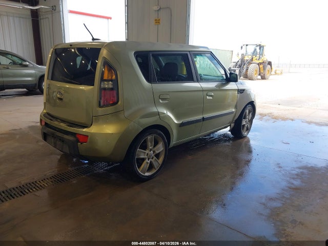2010 KIA SOUL KNDJT2A21A7102469 Photo 3