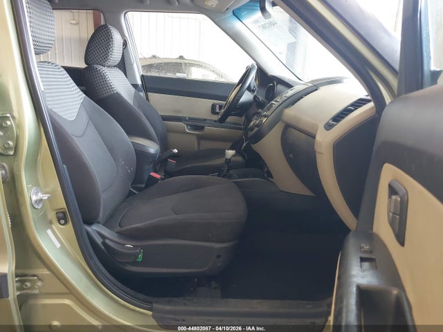 2010 KIA SOUL KNDJT2A21A7102469 Photo 4