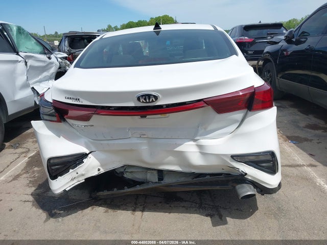 2021 Kia Forte Lxs მანქანა იყიდება აუქციონზე, vin: 3KPF24AD8ME291521, აუქციონის ნომერი: 44802088
