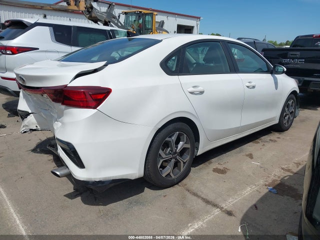 2021 Kia Forte Lxs მანქანა იყიდება აუქციონზე, vin: 3KPF24AD8ME291521, აუქციონის ნომერი: 44802088