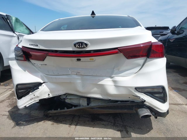 2021 Kia Forte Lxs მანქანა იყიდება აუქციონზე, vin: 3KPF24AD8ME291521, აუქციონის ნომერი: 44802088