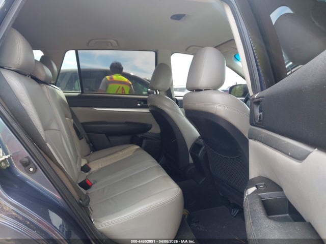 44802091 :رقم المزاد ، 4S4BRBCC1D3249262 vin ، 2013 Subaru Outback 2.5i Premium مزاد بيع