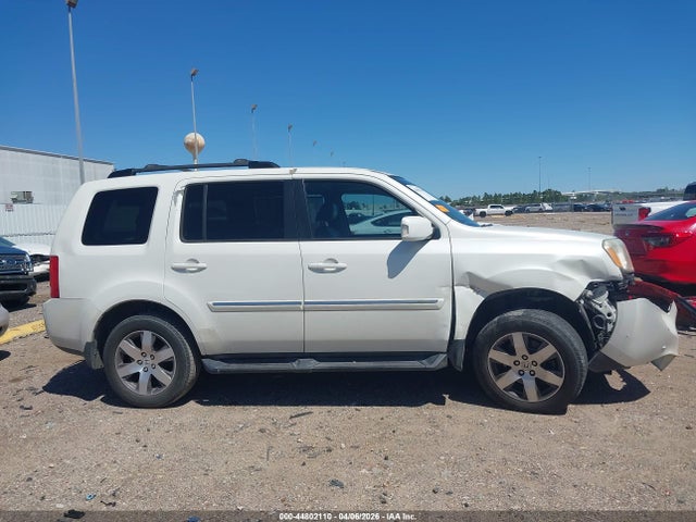 Продажа на аукционе авто 2015 Honda Pilot Touring, vin: 5FNYF3H95FB017571, номер лота: 44802110